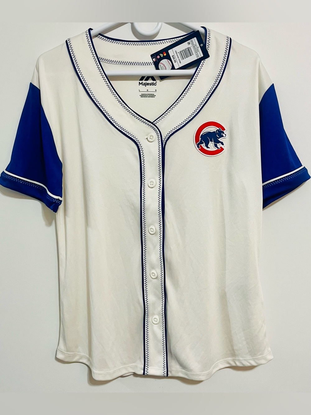 Majestic White and Blue Chicago Cubs Button-Front Jersey Top